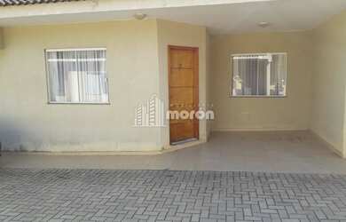 Imagem: A casa possui 2 Dormitórios, 1 Banheiro, 1 Vaga na garagem