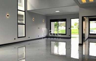 Imagem 11: Sobrado com 4 suites à venda, 400 m² por R$ 2.490.000 - Urbanova - São...