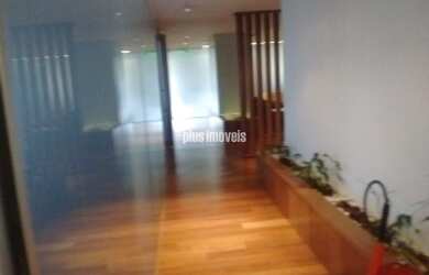 Imagem: O depósito possui 5 Vagas na garagem, 1.000m² de Área e