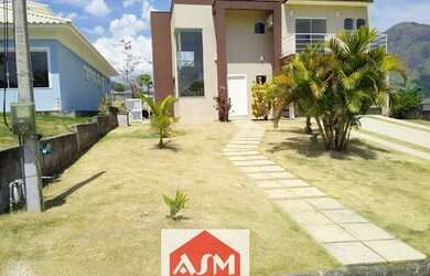Imagem: A casa em condomínio possui 4 Dormitórios, 3 Banheiros, 4