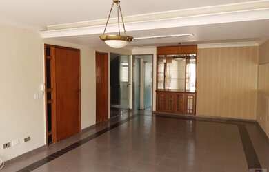 Imagem 3: Casa para Venda em Goiânia / GO no bairro Setor Bueno - 2051350