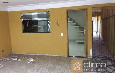 Imagem: A casa possui 1 Dormitório, 1 Banheiro, 2 Vagas na garagem