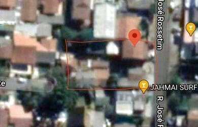 Imagem: O terreno possui 1173m² de Área e está localizado em Santo