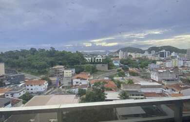 Imagem: O depósito possui 1 Vaga na garagem, 30m² de Área e está