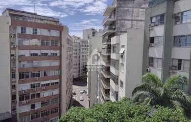 Imagem: A kitnet possui 1 Banheiro, 30m² de Área e está localizado