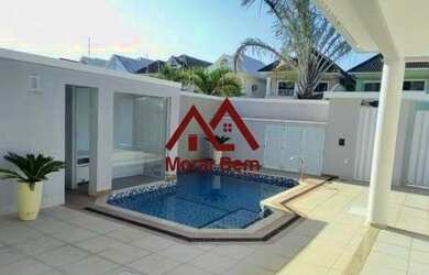 Imagem: A casa em condomínio possui 4 Dormitórios, 5 Banheiros, 2