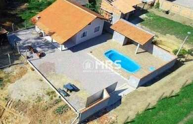 Imagem: A chácara possui 90m² de Área e está localizado em Canelinha