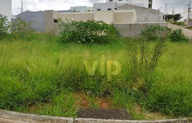 Imagem: O terreno possui 247m² de Área e está localizado em Parque