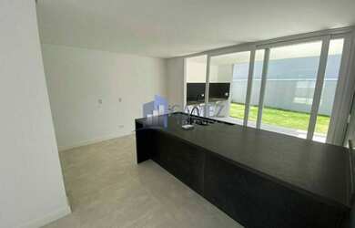 Imagem 5: Casa Padrão. 261m² de Área, 2 Vagas na garageme3 Dormitórios