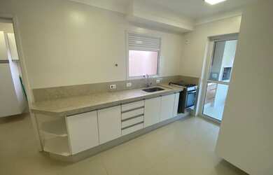 Imagem: O apartamento possui 3 Dormitórios, 4 Banheiros, 2 Vagas na