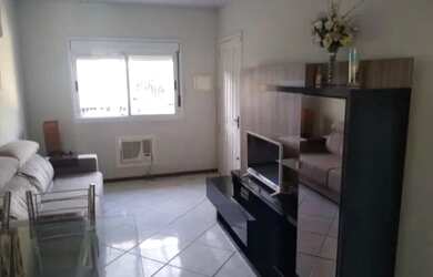 Imagem 3: Casa em Hípica. Piscina, 51m² de Área, 1 Banheiroe2 Dormitórios