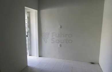 Imagem 3: Casa Padrão em Pelotas. 10m² de Área, 1 Banheiroe1 Dormitório