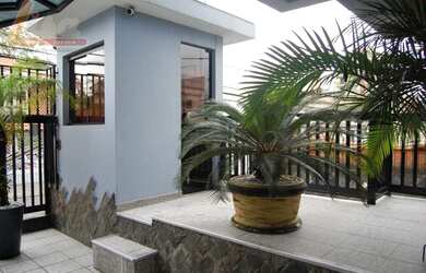 Imagem: O apartamento à venda possui 3 Dormitórios, 1 Banheiro, 1