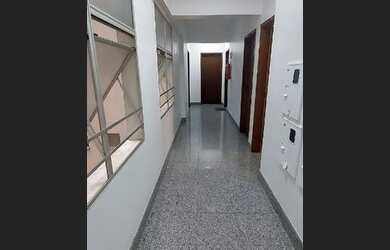 Imagem: O depósito possui 5 Vagas na garagem e 20m² de Área e está