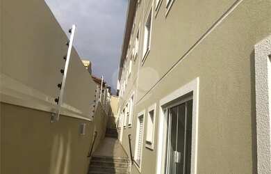 Imagem: A casa em condomínio possui 2 Dormitórios, 1 Banheiro, 41m²