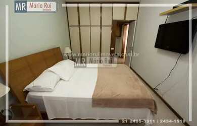 Imagem: O apartamento possui 1 Dormitório, 1 Banheiro, 1 Vaga na garagem