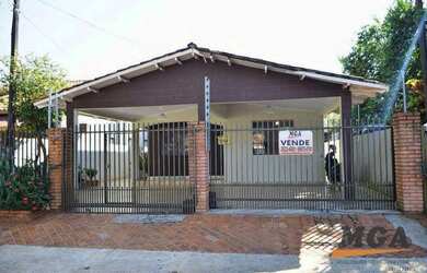 Imagem: A casa em condomínio possui 3 Dormitórios, 3 Banheiros, 2