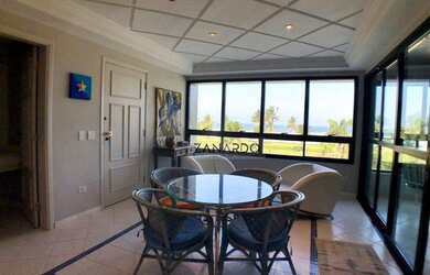 Imagem 14: Pé na areia vista mar com 5 Suítes, 300 m² - venda por R$ 5.200.000 ou aluguel por R$ 18.0