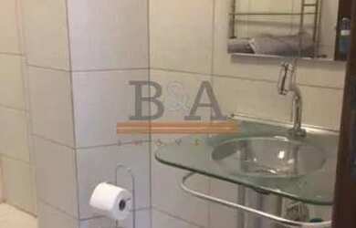 Imagem: A kitnet possui 1 Banheiro, 1 Vaga na garagem, 28m² de Área