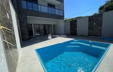 Imagem 6: Sobrado 03 Suítes e piscina no centro de Matinhos