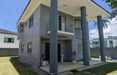 Imagem: A casa em condomínio possui 4 Dormitórios, 5 Banheiros, 5