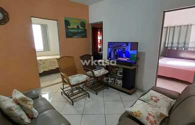 Imagem: A casa possui 3 Dormitórios, 2 Banheiros, 90m² de Área e