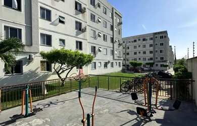 Imagem: O apartamento possui 2 Dormitórios, 1 Banheiro, 1 Vaga na garagem