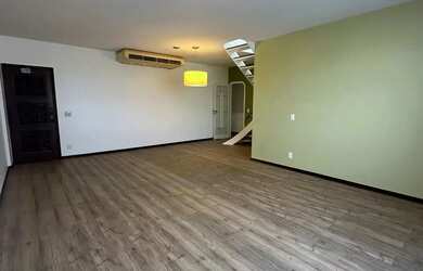 Imagem: O apartamento na cobertura possui 4 Dormitórios, 4 Banheiros