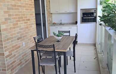 Imagem: O apartamento possui 1 Dormitório, Acomodam 3 pessoas, 1 Vaga