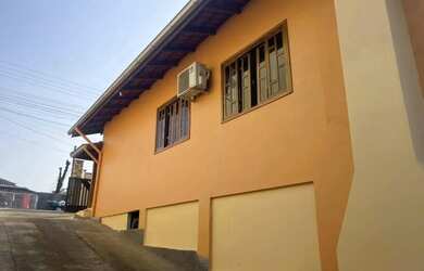 Imagem 15: Casa à Venda em Jaraguá do Sul com 3 dormitórios no Bairro Jaraguá Esquerdo