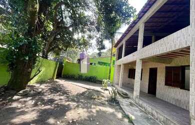 Imagem: A casa possui 2 Dormitórios, 2 Banheiros, 106m² de Área e