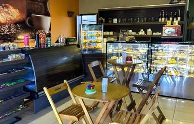 Imagem 3: Restaurante e Panificadora Faturando na avenida