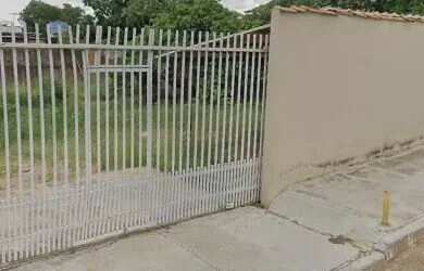 Imagem: O terreno possui 12-0m² de Área e está localizado em Bosque