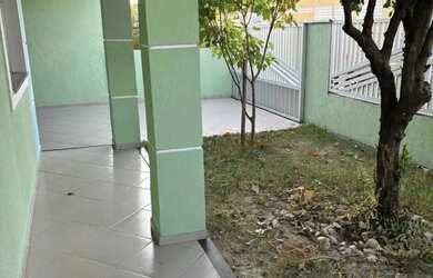 Imagem: A casa em condomínio possui 4 Dormitórios, 3 Banheiros, 2