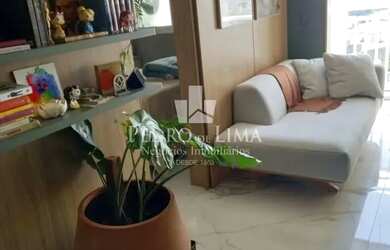 Imagem: O apartamento possui 1 Dormitório, 1 Banheiro, 1 Vaga na garagem