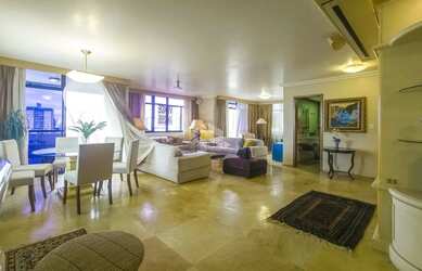 Imagem: O apartamento possui 4 Dormitórios, 4 Banheiros, 2 Vagas na