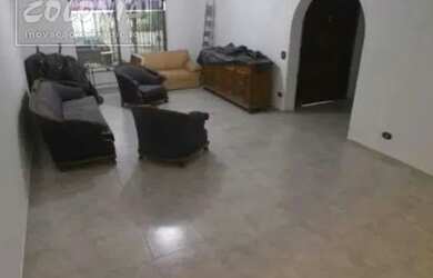 Imagem: A casa possui 5 Dormitórios, 5 Banheiros, 5 Vagas na garagem