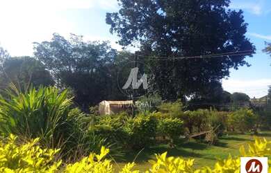 Imagem: A chácara possui 160m² de Área e está localizado em Jardim