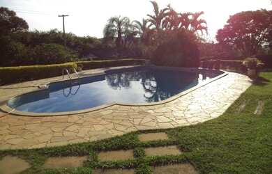 Imagem 8: Casa a venda em Atibaia, portaria e rondas. 5 suites, 2.000m² de terreno