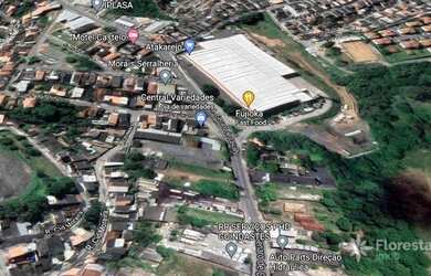 Imagem: O terreno possui 4.000m² de Área e está localizado em Dom