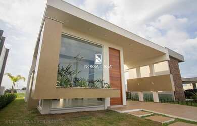 Imagem: A casa em condomínio possui 3 Dormitórios, 4 Banheiros, 2