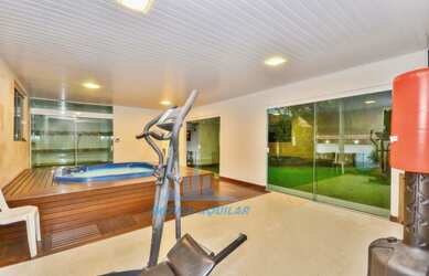 Imagem 6: Casa de Alto Padrão em Região nobre da cidade, em frente ao Bosque de Portugal