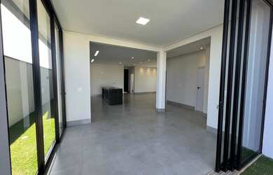 Imagem 10: Casa em condomínio Zona Sul com 3 suítes à venda, 195 m² por R$ 1.390.000...