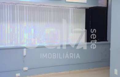 Imagem: O depósito possui 1 Vaga na garagem e 110m² de Área e está