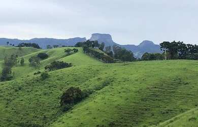 Imagem 1: Excelente terreno com linda vista da pedra do baú com projeto para 4...