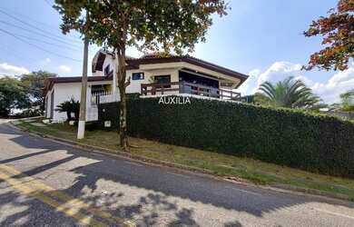 Imagem 3: Casa de Alto Padrão para Venda ou Locação em Sorocaba no Jardim Emília