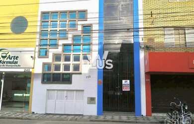 Imagem: O depósito possui 1 Vaga na garagem, 290m² de Área e está