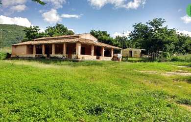 Imagem 4: Fazenda de 147 hectares a 105 km de Fortaleza, toda estruturada para agricultura e pecuári