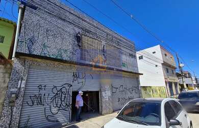 Imagem: O depósito possui 240m² de Área e está localizado em Jardim