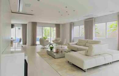 Imagem 9: Oportunidade. Piscina, Churrasqueira, 540m² de Áreae2 Vagas na garagem